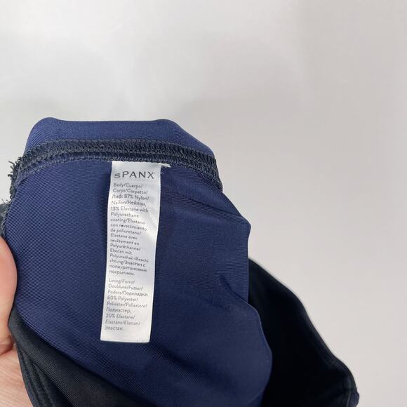 Spanx Womens Small S Midnight Blue Faux Leather Leggings Nylon Dress Up Metallic - Picture 9 of 13